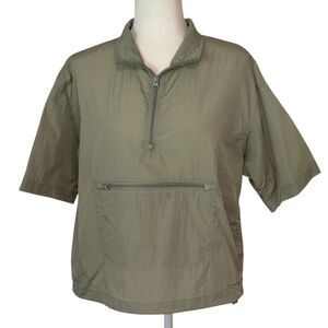 Columbia Boundless Trek Pullover w/ Half Zip  Short Sleeves. Size L. Great Cond.